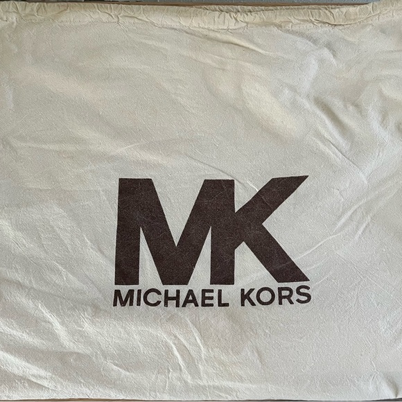 Micheal Kors Hamilton Large North/South Tote - Picture 10 of 10